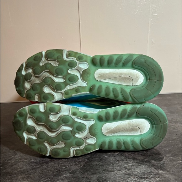 Nike Air Max Sneakers in Teal and Aqua - Picture 6 of 6